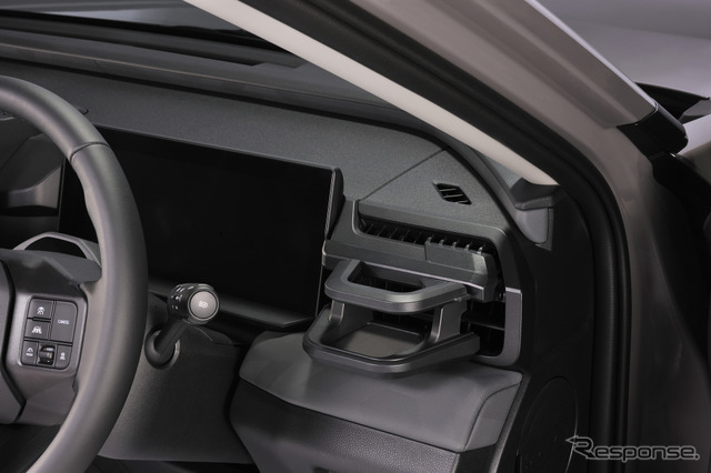 RAV4専用ドリンクホルダー