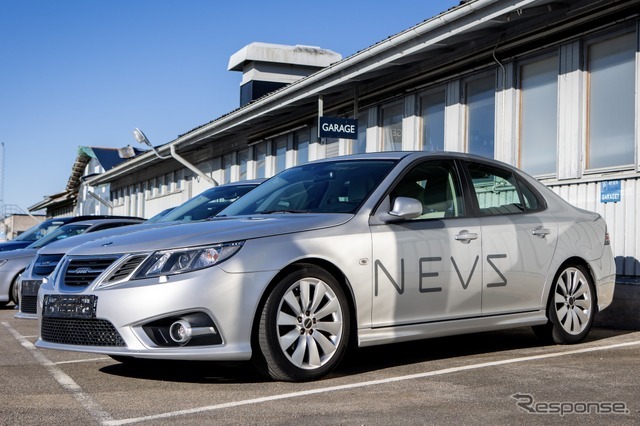 サーブ9-3エアロ先行量産車。2014年モデルで、走行距離はわずか1843km