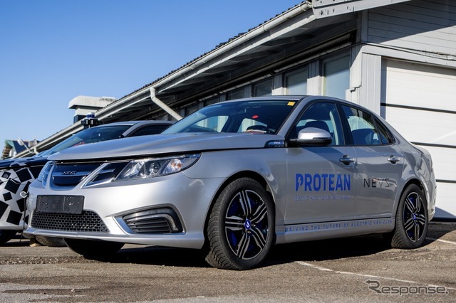 ネブス9-3電気自動車試作車。4つのインホイールモーターを備えた四輪駆動（2018年製）。走行距離は不明