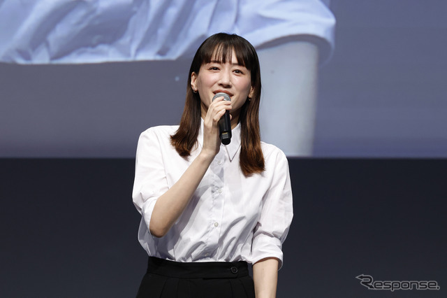マツダのブランドアンバサダーに就任した綾瀬はるかさん