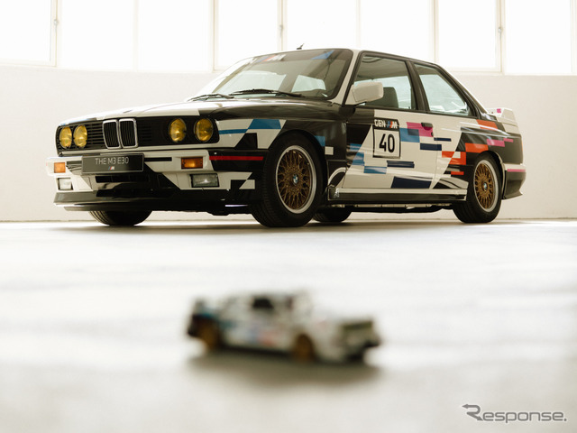 初代BMW M3の40周年記念のレゴ「LEGO Speed Champions」と共通カラーの実車