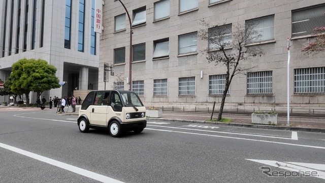 1名乗り超小型EV「mibot」