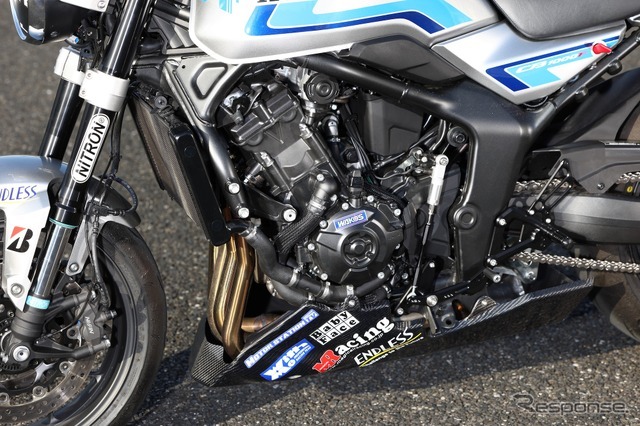 CB1000F WITH MEレーサー