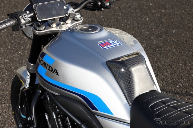 CB1000F WITH MEレーサー