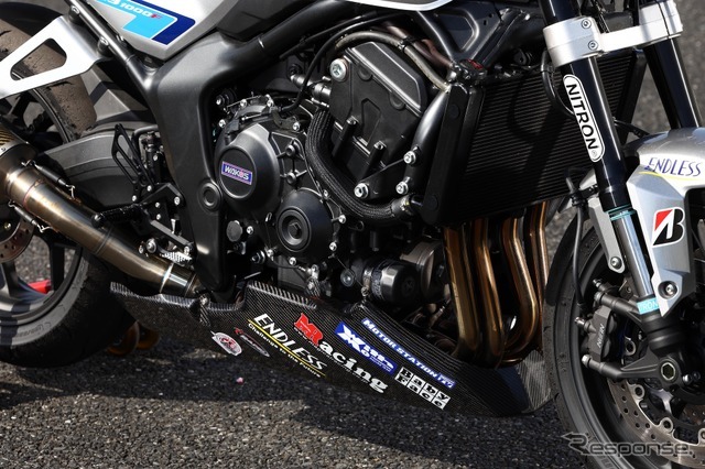 CB1000F WITH MEレーサー