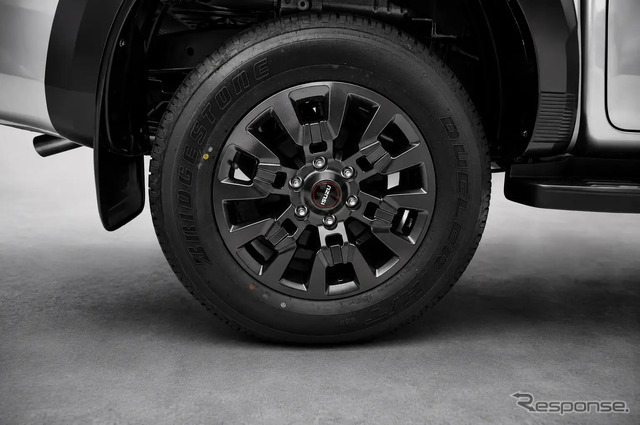 タイから並行輸入されるいすゞ『D-MAX』