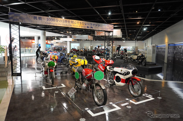 コミュニケーションプラザ2階には、歴代モータースポーツ車両が展示。すべて動態保存されている