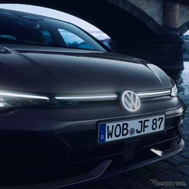VW『ゴルフR』の「Black Edition II」
