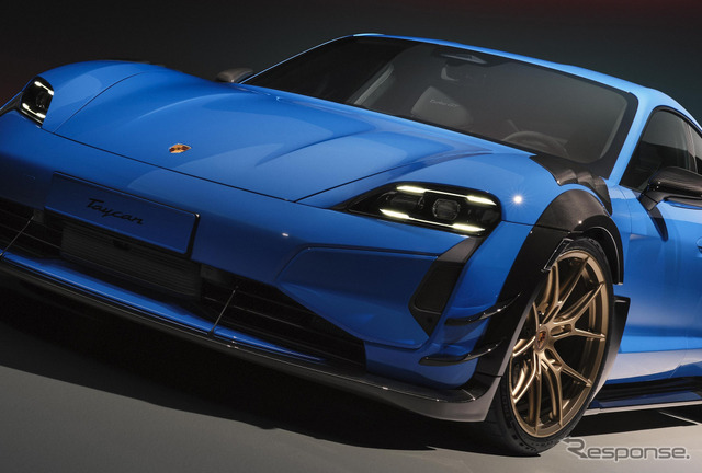 ポルシェ「タイカン・ターボGT（バイザッハ・パッケージ）」の「マンタイ・キット」装着車