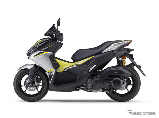 ヤマハ AEROX 155 ABS（シルバー8）
