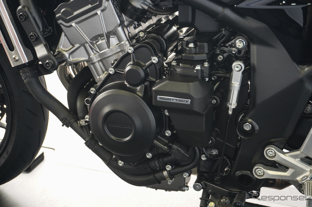 ホンダ CB400スーパーフォア Eクラッチ（鈴鹿8耐2026）