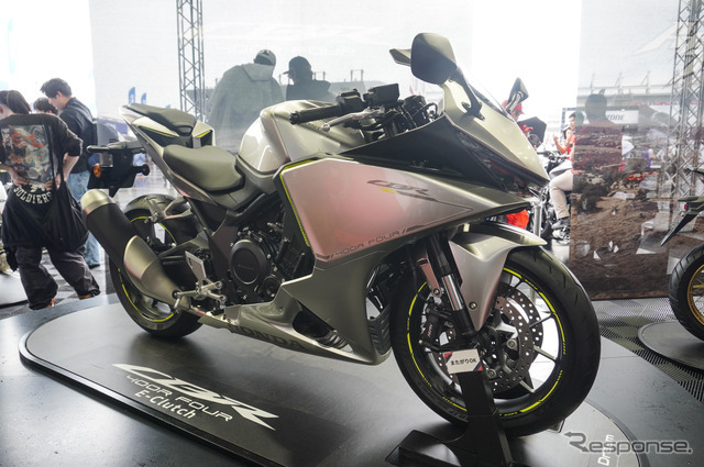 ホンダ CBR400Rフォア Eクラッチ（鈴鹿8耐2026）