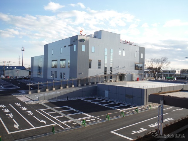 さいたまコース：高速道路を24時間見守る管制センターの裏側に大接近！
