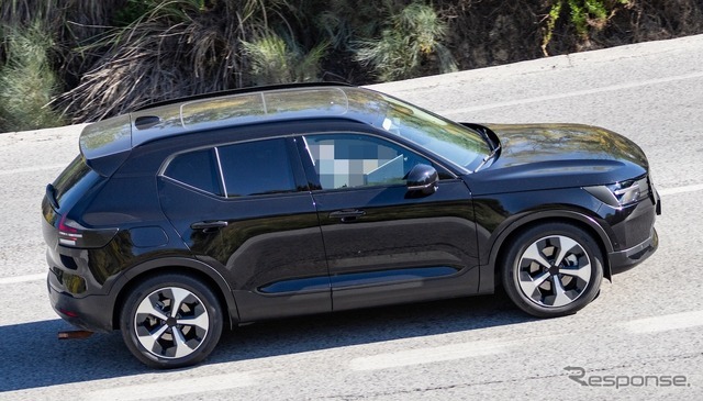 ボルボ XC40 改良新型の開発車両