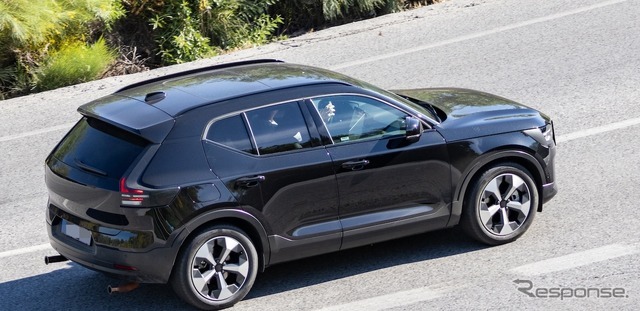 ボルボ XC40 改良新型の開発車両
