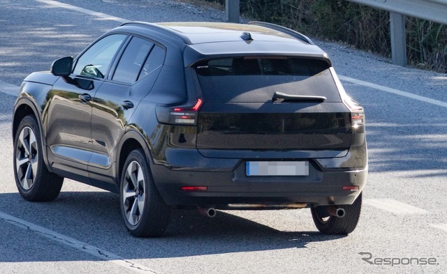 ボルボ XC40 改良新型の開発車両