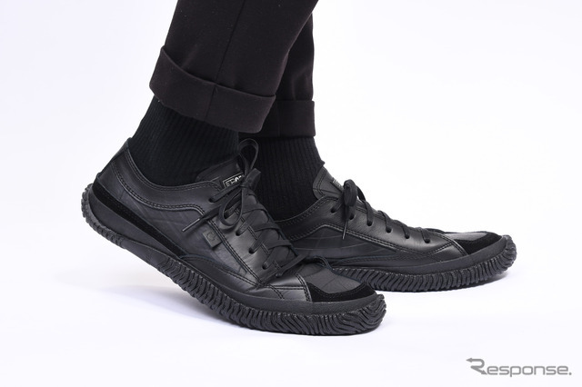 SEAL × SPINGLE Waterproof SNEAKER