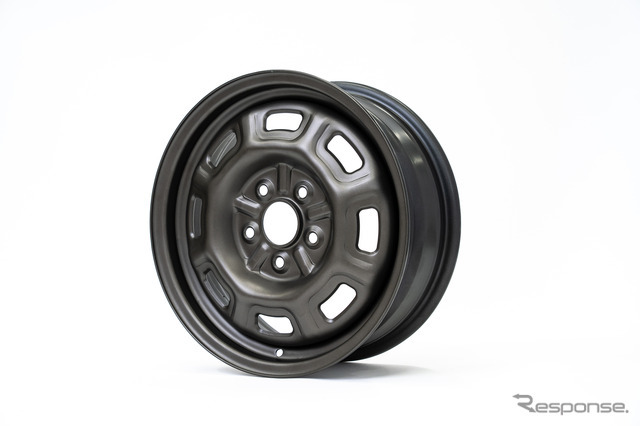 WR-V向け専用ホイール「COPERNIX（コペルニクス）」