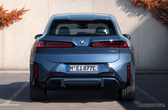 BMW iX3 新型