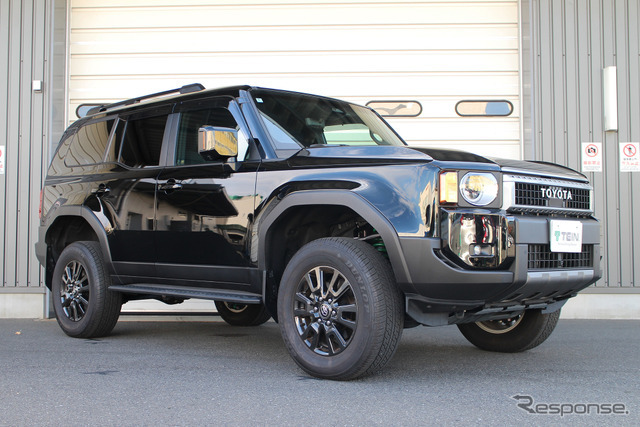 テイン 4x4ダンパースポーツ　ランドクルーザー250装着例（基準車高純正比　フロント：40mmアップ / リア：50mmアップ）