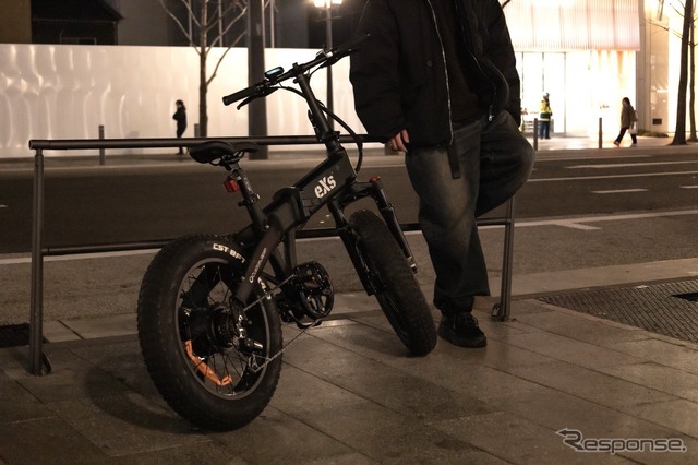 電動アシスト自転車 eXs Street