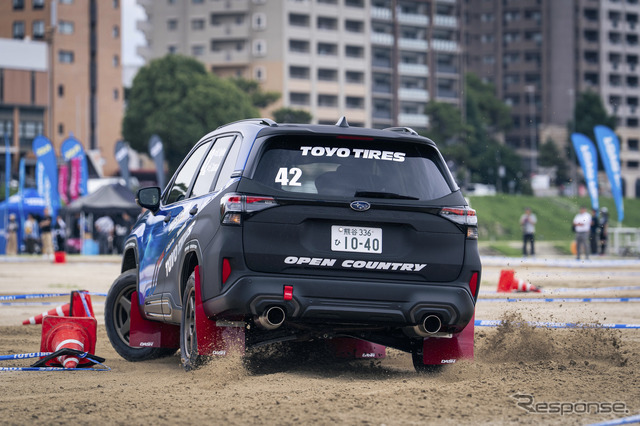 TOYO TIRESサポートチーム 公式テスト＆合同プレスカンファレンス