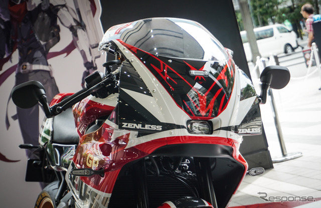 『ゼンレスゾーンゼロ』コラボ仕様のヤマハ『XSR900 GP』