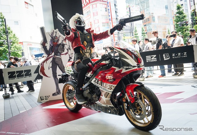『ゼンレスゾーンゼロ』の人気キャラ「ビリー・キッド」とコラボ仕様のヤマハ『XSR900 GP』