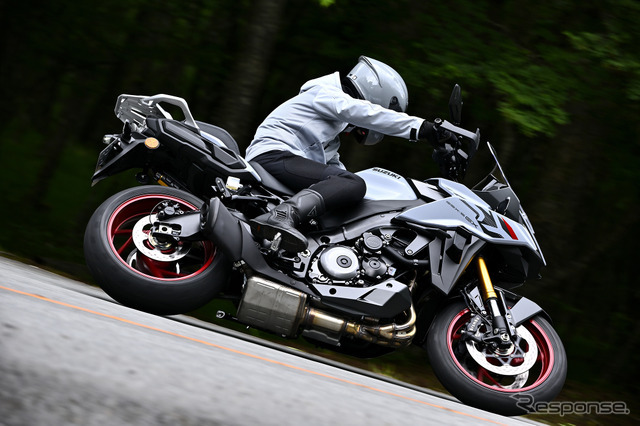 スズキ GSX-S1000GX