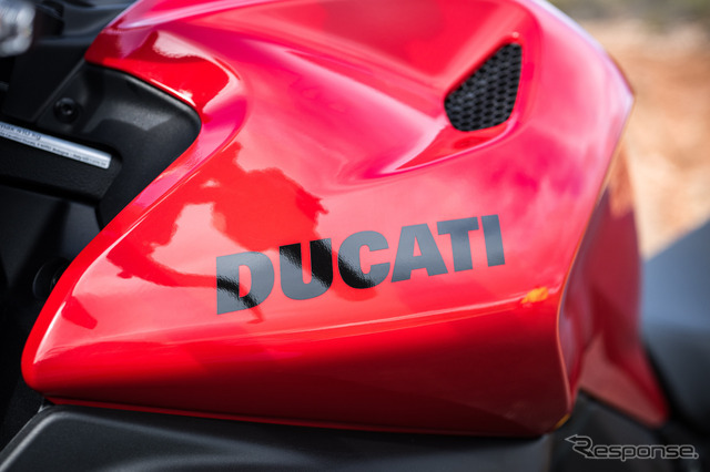 ドゥカティ モンスター 新型