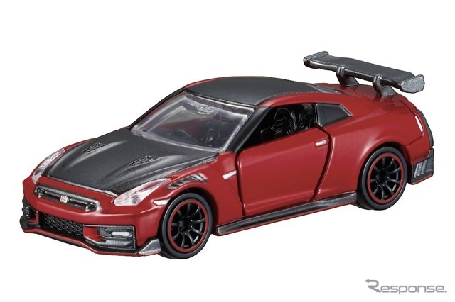 付属する 「日産 NISSAN GT-R NISMO Special edition」　(c) TOMY