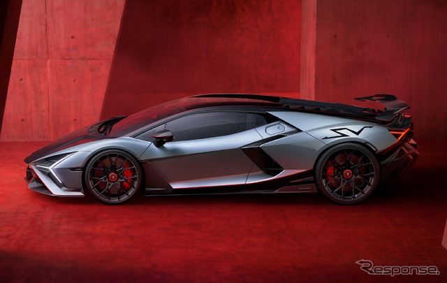 ランボルギーニ レヴエルト SV