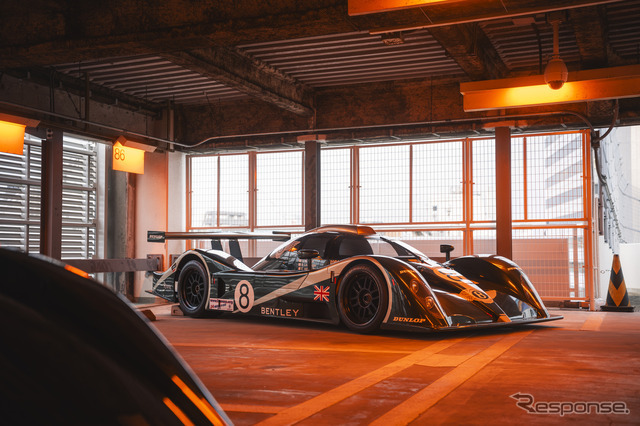 『cars & coffee』