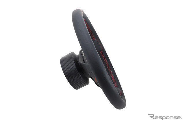 BLITZ OMP STEERING WHEEL Φ350（スムースレザー）