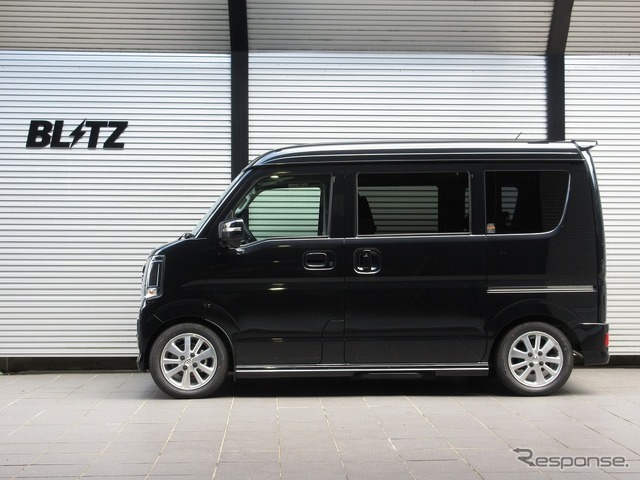 ブリッツ DAMPER ZZ-R　スズキ・エブリイワゴン装着例（基準車高：フロント 29mmダウン / リア 48mmダウン）