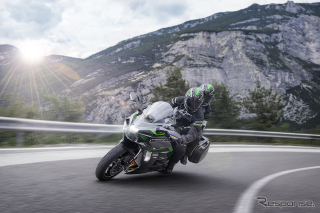 カワサキ Ninja H2 SX SE 2027年モデル