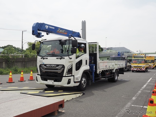 段差警戒が完了し、車両通行可能に（2026年地震防災訓練）