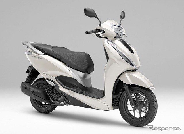 ホンダ・リード125（バニラホワイト）