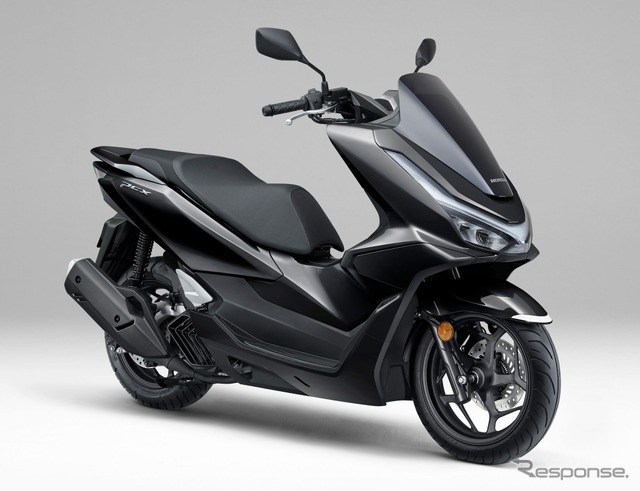 ホンダ PCX（パールマゼラニックブラック）