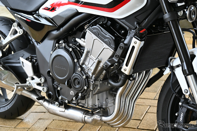 ホンダ CB400 SUPER FOUR E-Clutch