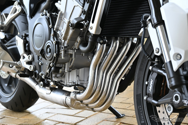 ホンダ CB400 SUPER FOUR E-Clutch