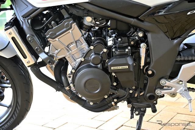 ホンダ CB400 SUPER FOUR E-Clutch
