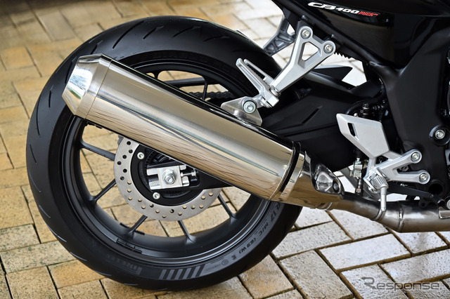 ホンダ CB400 SUPER FOUR E-Clutch
