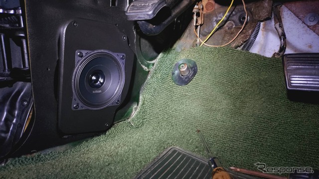 51年前のアメ車でスマホの音楽を楽しむ！ 1971年型オールズモビル『カトラス』を現代オーディオ化［car audio newcomer］by 東京車楽　前編