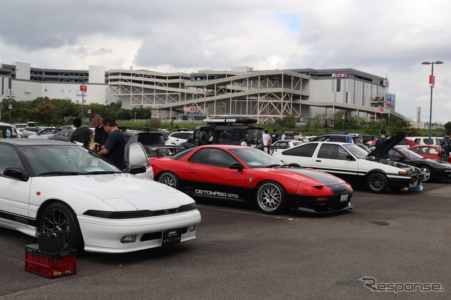 CARTUNE ALL USERS MEET…神戸三田プレミアムアウトレット駐車場