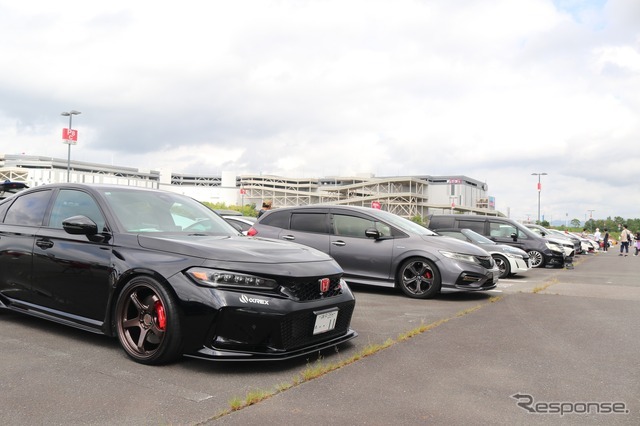 CARTUNE ALL USERS MEET…神戸三田プレミアムアウトレット駐車場