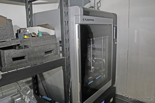 MSTには3Dプリンターが大（1台）、中（2台）、小（2台）を完備。製作するパーツに合わせて設備を選べる設定になっている。