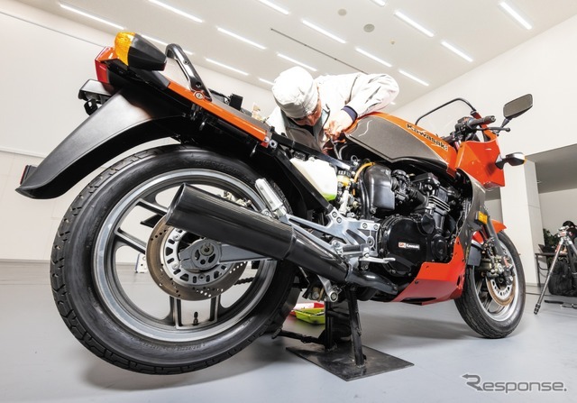 週刊 カワサキ Ninja GPZ900R