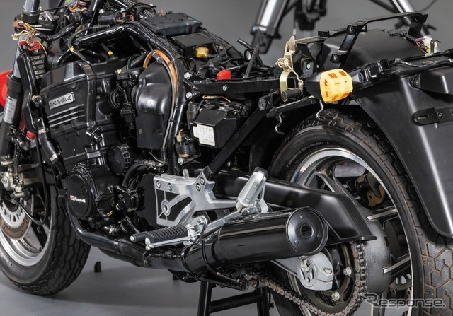 週刊 カワサキ Ninja GPZ900R