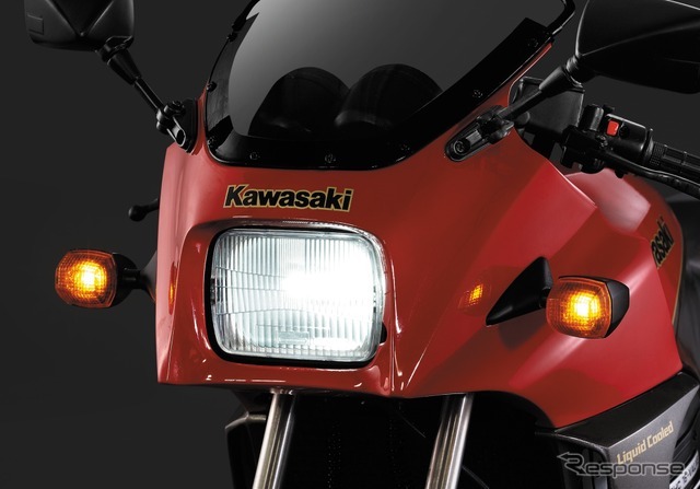 週刊 カワサキ Ninja GPZ900R
